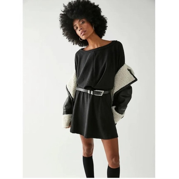 Free People Dresses & Skirts - Free People Beach Santa Maria Black Long Sleeve Mini Dress